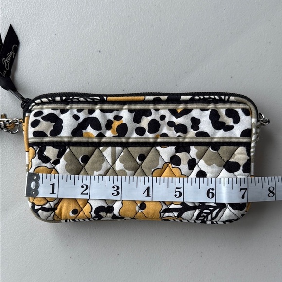 Vera Bradley Go Wild Wristlet Floral Quilted Wristlet Wallet - Picture 12 of 16